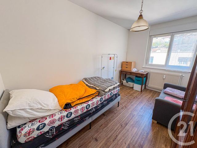 Appartement F4 à vendre - 4 pièces - 71.82 m2 - TARARE - 69 - RHONE-ALPES - Century 21 Coquillat Immobilier