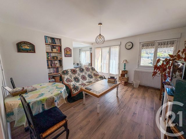 Appartement F4 à vendre - 4 pièces - 71.82 m2 - TARARE - 69 - RHONE-ALPES - Century 21 Coquillat Immobilier