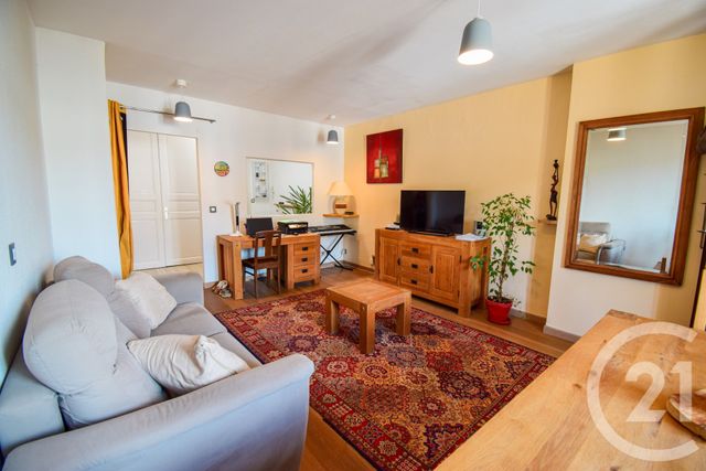 Appartement F5 à vendre - 5 pièces - 100.94 m2 - TARARE - 69 - RHONE-ALPES - Century 21 Coquillat Immobilier
