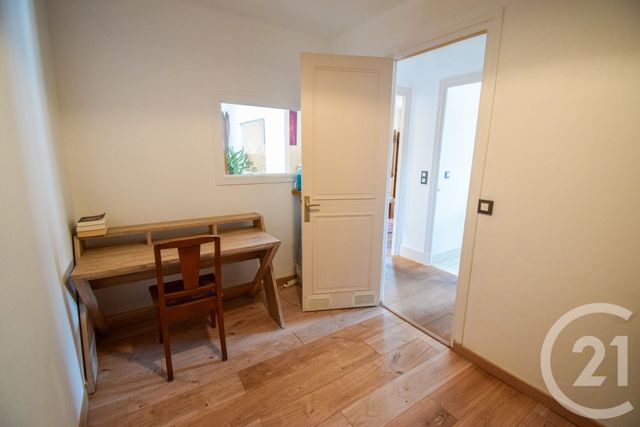 Appartement F5 à vendre - 5 pièces - 100.94 m2 - TARARE - 69 - RHONE-ALPES - Century 21 Coquillat Immobilier