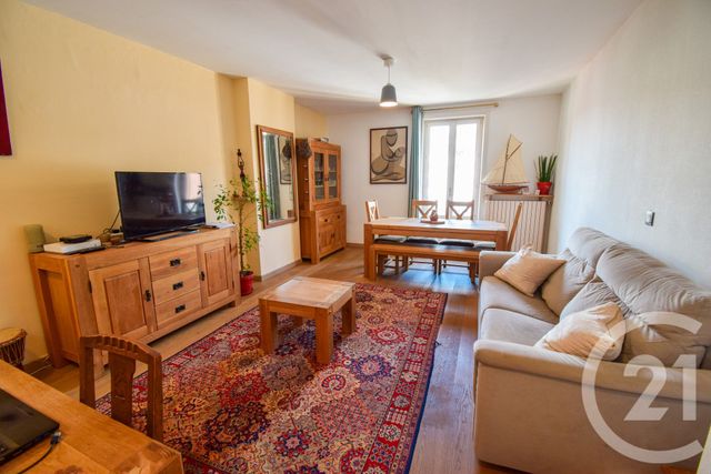 Appartement F5 à vendre - 5 pièces - 100.94 m2 - TARARE - 69 - RHONE-ALPES - Century 21 Coquillat Immobilier