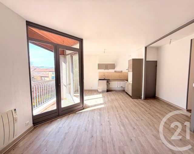 Appartement F4 à vendre - 5 pièces - 98.4 m2 - AMPLEPUIS - 69 - RHONE-ALPES - Century 21 Coquillat Immobilier