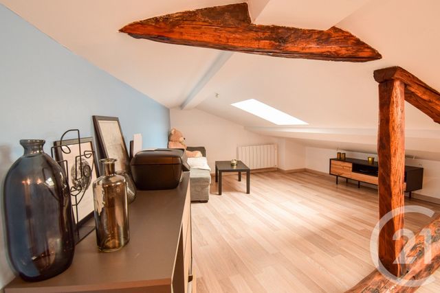 Appartement F5 à vendre - 5 pièces - 92.72 m2 - TARARE - 69 - RHONE-ALPES - Century 21 Coquillat Immobilier