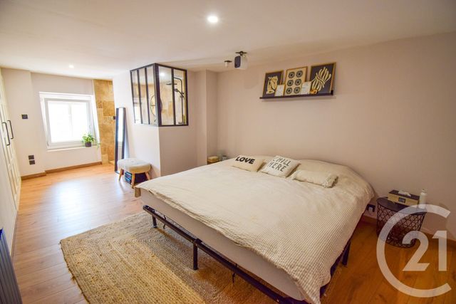 Appartement F5 à vendre - 5 pièces - 92.72 m2 - TARARE - 69 - RHONE-ALPES - Century 21 Coquillat Immobilier