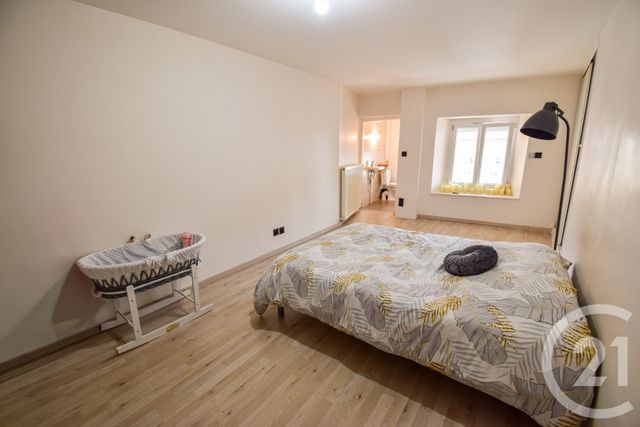 Appartement F5 à vendre - 5 pièces - 92.72 m2 - TARARE - 69 - RHONE-ALPES - Century 21 Coquillat Immobilier