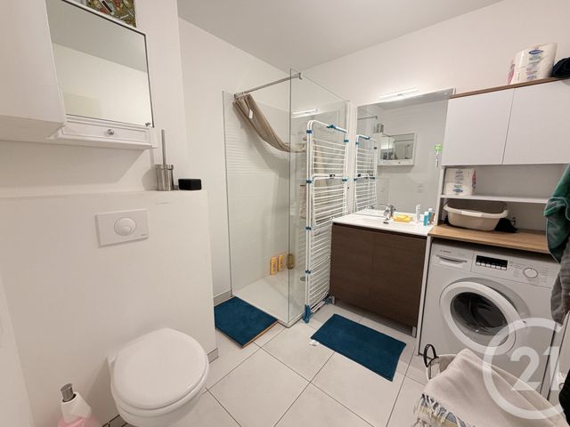 Appartement F2 à louer - 2 pièces - 38.8 m2 - TARARE - 69 - RHONE-ALPES - Century 21 Coquillat Immobilier