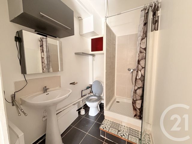 Appartement F3 à louer - 3 pièces - 56.69 m2 - TARARE - 69 - RHONE-ALPES - Century 21 Coquillat Immobilier