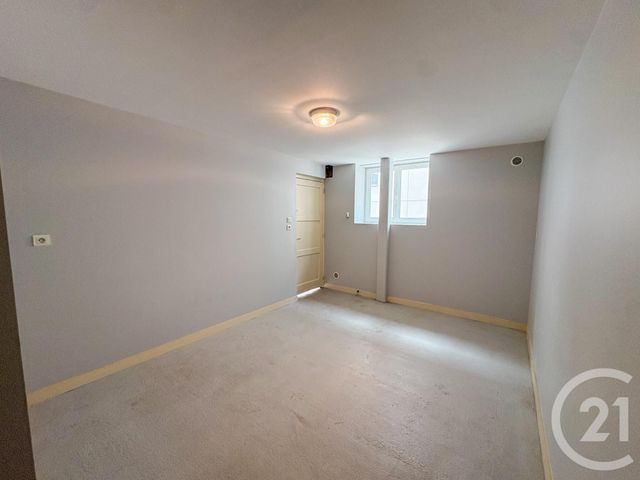 Appartement T2 à vendre - 2 pièces - 30.9 m2 - TARARE - 69 - RHONE-ALPES - Century 21 Coquillat Immobilier