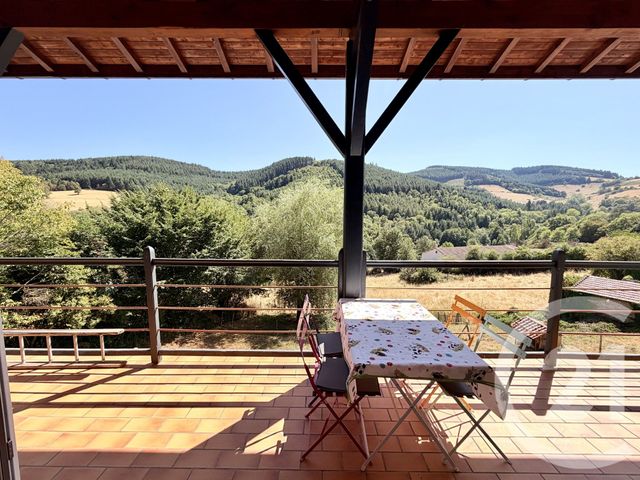 maison à louer - 5 pièces - 88.76 m2 - ST MARCEL L ECLAIRE - 69 - RHONE-ALPES - Century 21 Coquillat Immobilier