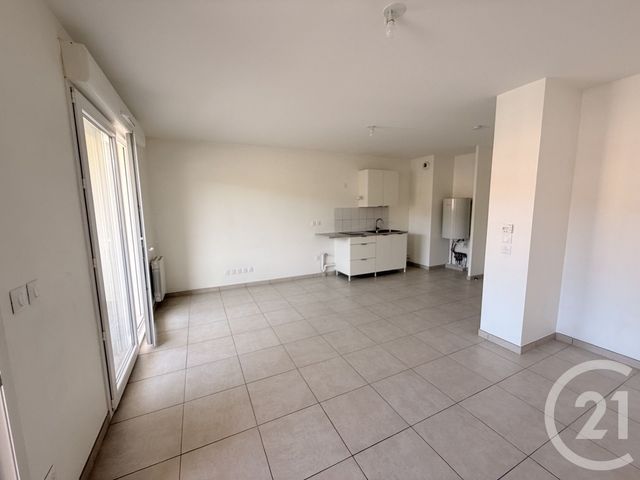 Appartement F1 à vendre - 1 pièce - 32.3 m2 - TARARE - 69 - RHONE-ALPES - Century 21 Coquillat Immobilier