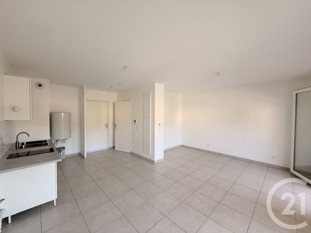 Appartement F1 à vendre - 1 pièce - 32.3 m2 - TARARE - 69 - RHONE-ALPES - Century 21 Coquillat Immobilier