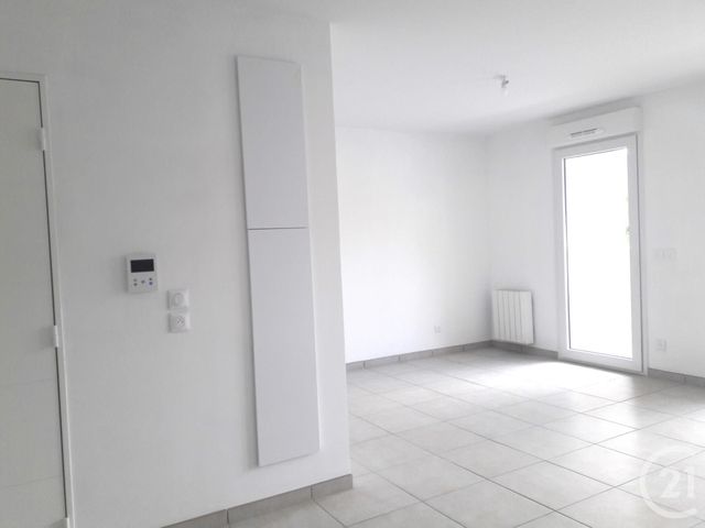 Appartement F1 à vendre - 1 pièce - 32.3 m2 - TARARE - 69 - RHONE-ALPES - Century 21 Coquillat Immobilier