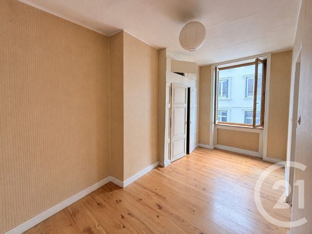 Appartement Duplex à louer - 4 pièces - 88.66 m2 - TARARE - 69 - RHONE-ALPES - Century 21 Coquillat Immobilier