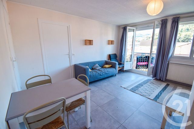 Appartement T3 à vendre - 3 pièces - 59.54 m2 - TARARE - 69 - RHONE-ALPES - Century 21 Coquillat Immobilier