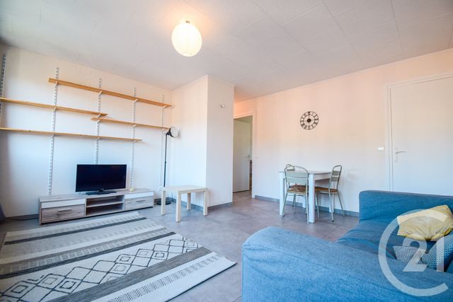 Appartement T3 à vendre - 3 pièces - 59.54 m2 - TARARE - 69 - RHONE-ALPES - Century 21 Coquillat Immobilier