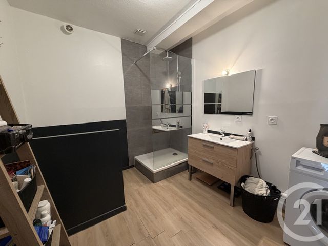 Appartement F4 à louer - 4 pièces - 85.0 m2 - TARARE - 69 - RHONE-ALPES - Century 21 Coquillat Immobilier