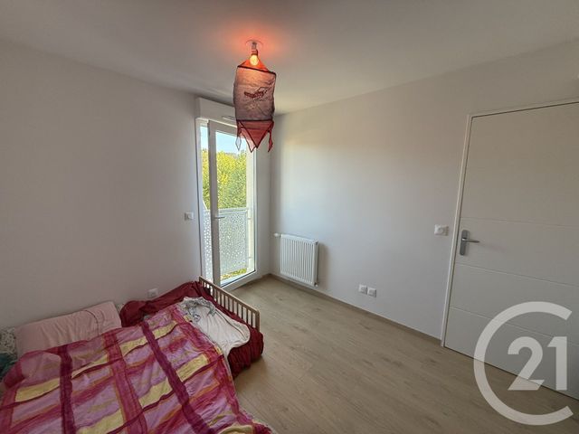 Appartement T3 à vendre - 3 pièces - 63.0 m2 - TARARE - 69 - RHONE-ALPES - Century 21 Coquillat Immobilier