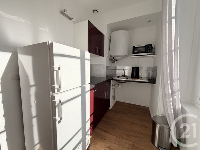 Appartement F1 à louer - 1 pièce - 27.87 m2 - TARARE - 69 - RHONE-ALPES - Century 21 Coquillat Immobilier
