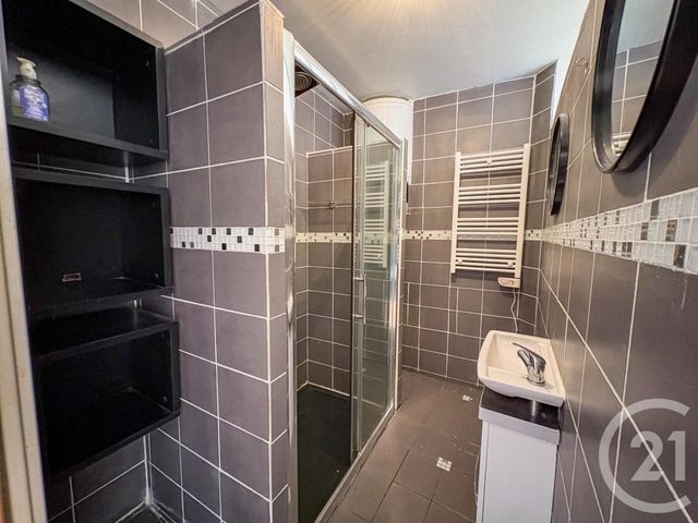 Appartement Triplex à vendre - 3 pièces - 106.57 m2 - TARARE - 69 - RHONE-ALPES - Century 21 Coquillat Immobilier
