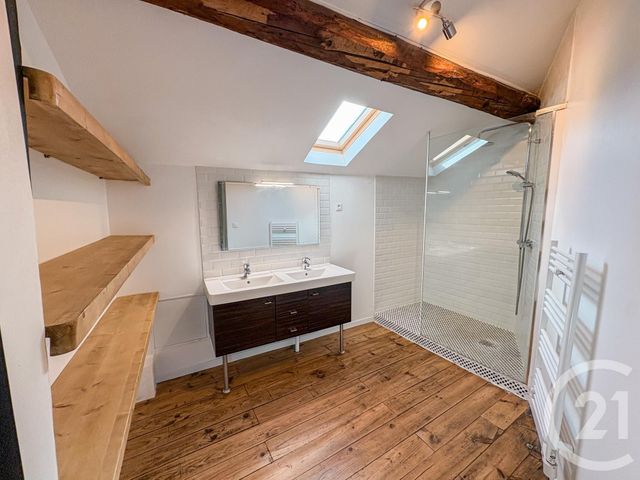 Appartement Triplex à vendre - 3 pièces - 106.57 m2 - TARARE - 69 - RHONE-ALPES - Century 21 Coquillat Immobilier