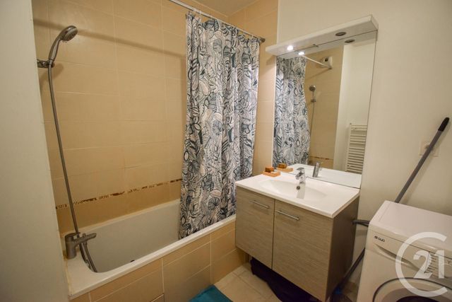 Afficher la photo en grand Appartement F3 à vendre - 3 pièces - 57.12 m2 - L ARBRESLE - 69 - RHONE-ALPES - Century 21 Coquillat Immobilier