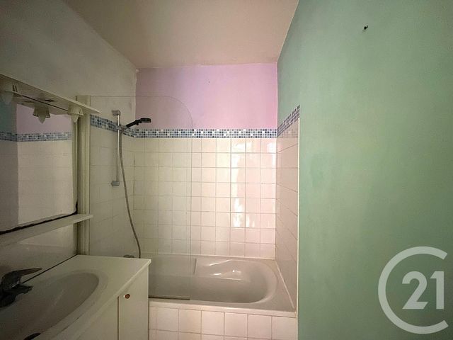 Appartement F3 à vendre - 3 pièces - 57.24 m2 - AMPLEPUIS - 69 - RHONE-ALPES - Century 21 Coquillat Immobilier