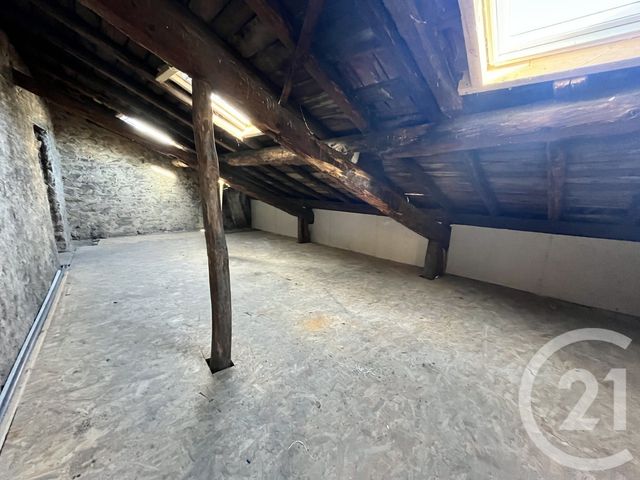 Appartement F4 à vendre - 4 pièces - 96.82 m2 - TARARE - 69 - RHONE-ALPES - Century 21 Coquillat Immobilier