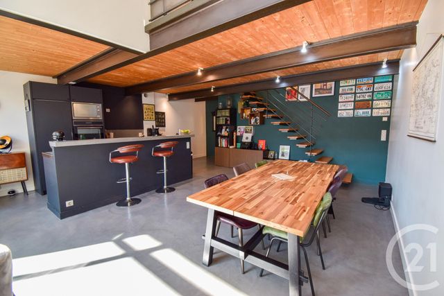 Afficher la photo en grand Appartement Duplex à vendre - 4 pièces - 135.0 m2 - TARARE - 69 - RHONE-ALPES - Century 21 Coquillat Immobilier