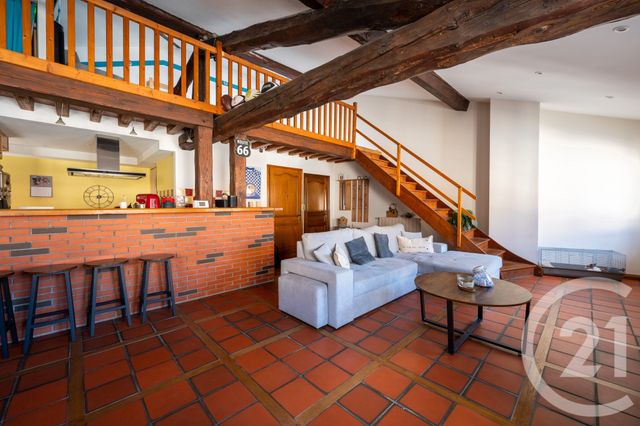 Afficher la photo en grand Appartement F4 à vendre - 4 pièces - 111.68 m2 - TARARE - 69 - RHONE-ALPES - Century 21 Coquillat Immobilier
