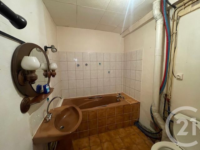 Afficher la photo en grand Appartement F2 à vendre - 3 pièces - 90.0 m2 - TARARE - 69 - RHONE-ALPES - Century 21 Coquillat Immobilier