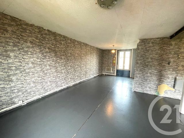 Afficher la photo en grand Appartement F2 à vendre - 3 pièces - 90.0 m2 - TARARE - 69 - RHONE-ALPES - Century 21 Coquillat Immobilier