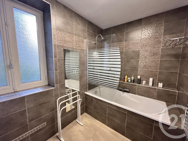 Afficher la photo en grand maison à vendre - 6 pièces - 172.0 m2 - TARARE - 69 - RHONE-ALPES - Century 21 Coquillat Immobilier