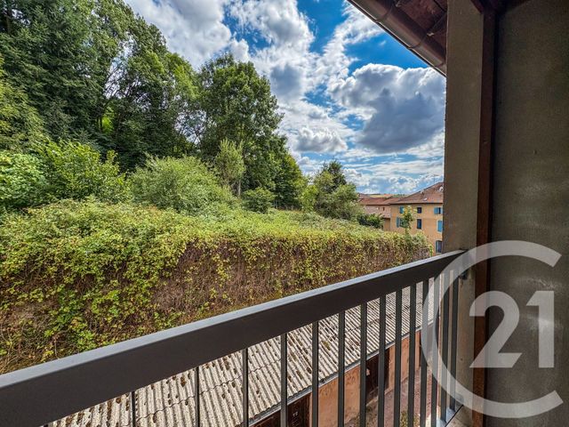 Appartement F4 à vendre - 5 pièces - 98.4 m2 - AMPLEPUIS - 69 - RHONE-ALPES - Century 21 Coquillat Immobilier