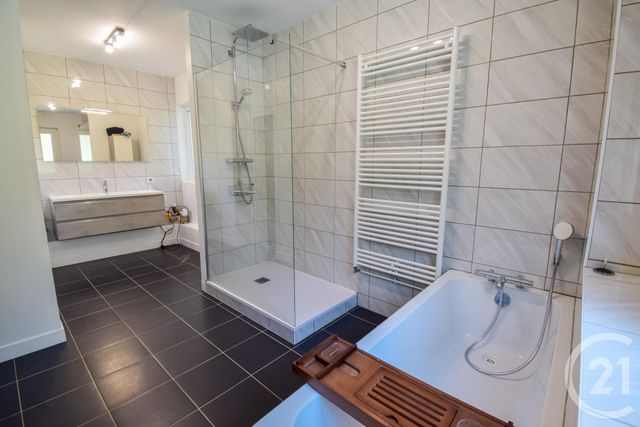 Appartement F6 à vendre - 7 pièces - 170.7 m2 - TARARE - 69 - RHONE-ALPES - Century 21 Coquillat Immobilier