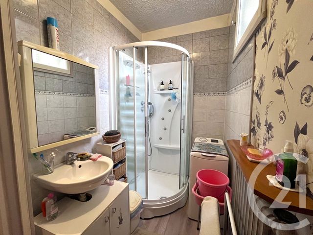 Appartement F2 bis à vendre - 2 pièces - 61.0 m2 - TARARE - 69 - RHONE-ALPES - Century 21 Coquillat Immobilier