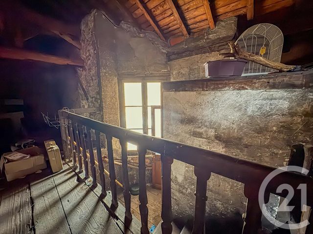 Appartement à vendre - 2 pièces - 126.8 m2 - TARARE - 69 - RHONE-ALPES - Century 21 Coquillat Immobilier