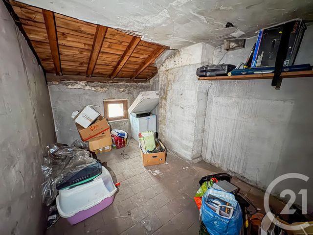 Appartement à vendre - 2 pièces - 126.8 m2 - TARARE - 69 - RHONE-ALPES - Century 21 Coquillat Immobilier