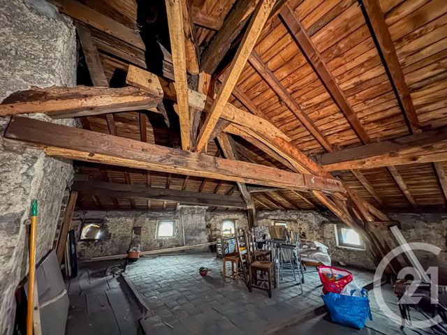 Appartement à vendre - 2 pièces - 126.8 m2 - TARARE - 69 - RHONE-ALPES - Century 21 Coquillat Immobilier