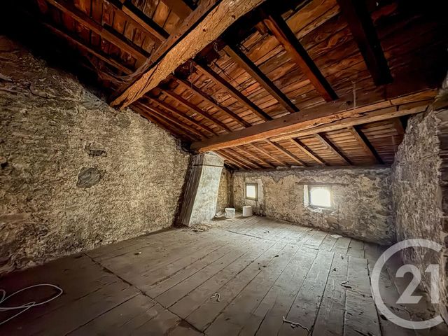 Appartement à vendre - 2 pièces - 126.8 m2 - TARARE - 69 - RHONE-ALPES - Century 21 Coquillat Immobilier