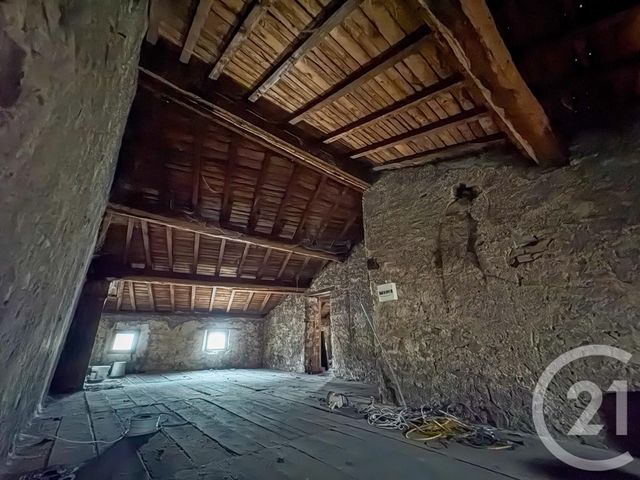 Appartement à vendre - 2 pièces - 126.8 m2 - TARARE - 69 - RHONE-ALPES - Century 21 Coquillat Immobilier