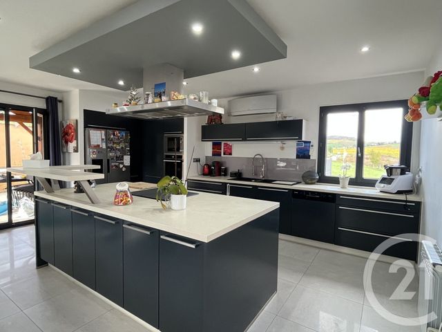 maison à vendre - 7 pièces - 200.0 m2 - ST VERAND - 69 - RHONE-ALPES - Century 21 Coquillat Immobilier